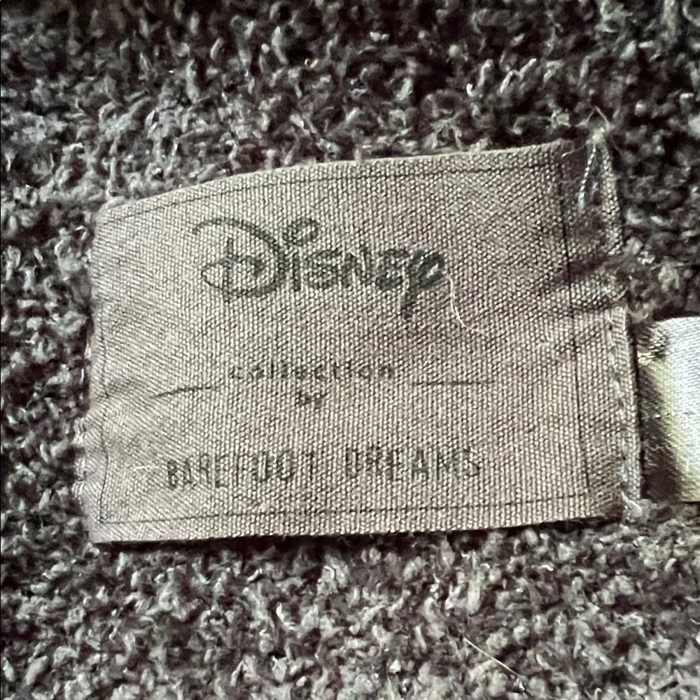 Barefoot Dreams X Disney black and grey Mickey Scarf - Picture 2 of 3